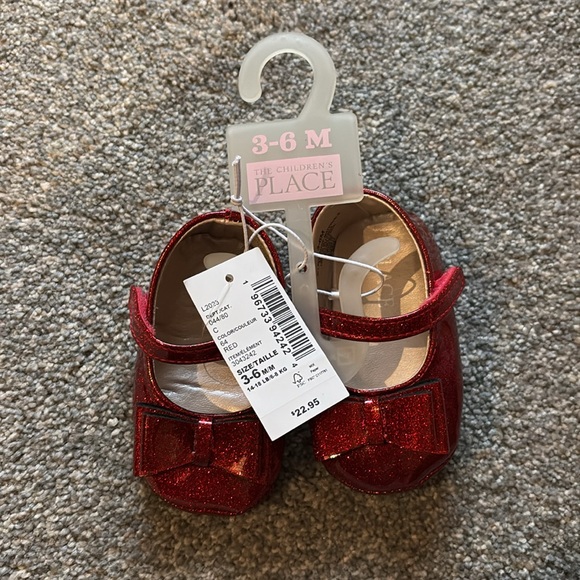 Brand New Children’s Place Red Bow Glitter shoes - Picture 3 of 3